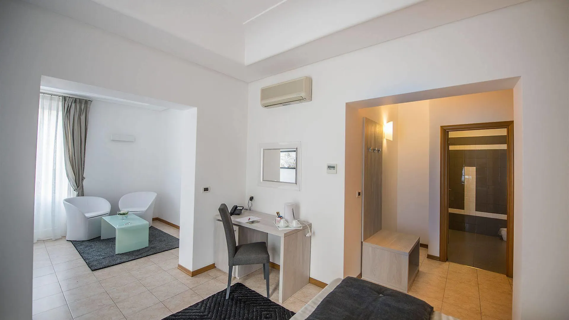 Artemisia Palace Hotel Palermo 4*,  İtalya